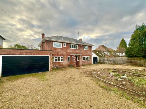 View Full Details for Parkway ,Surrey GU15 2PD