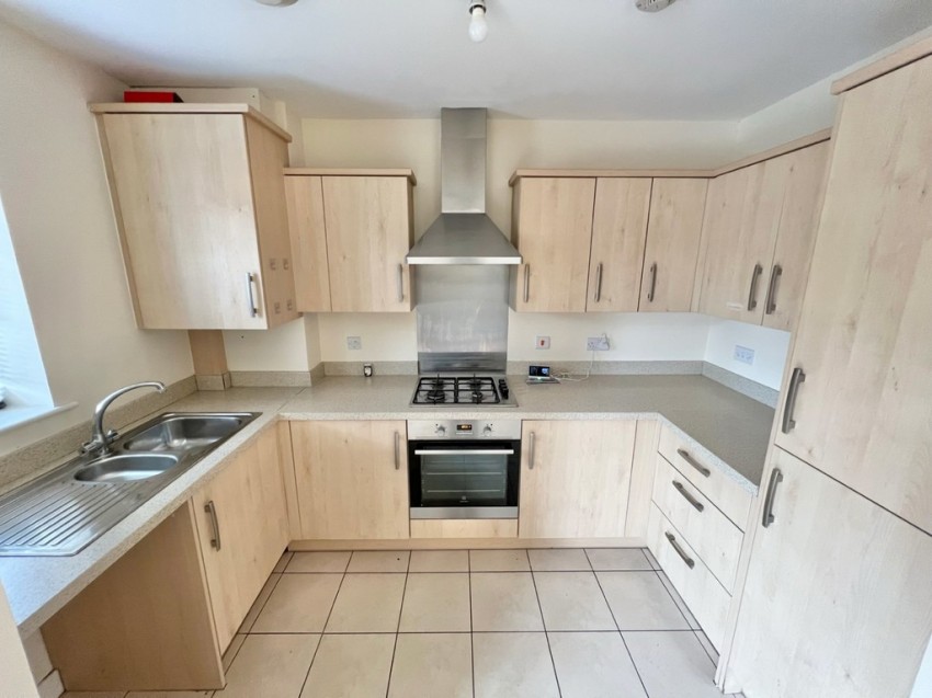 Images for Hornchurch Square, Farnborough