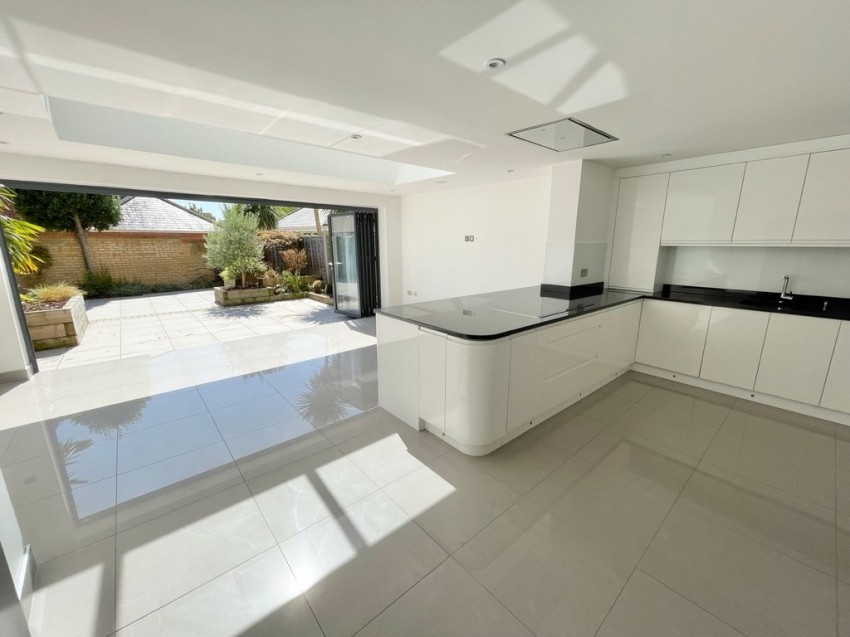 Images for Dettingen Crescent, Deepcut