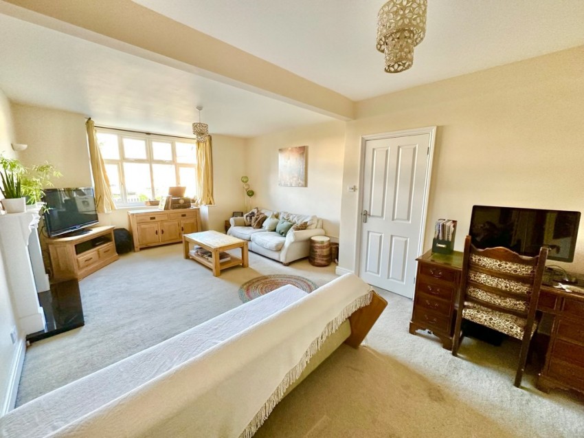 Images for The Hatches, Frimley Green