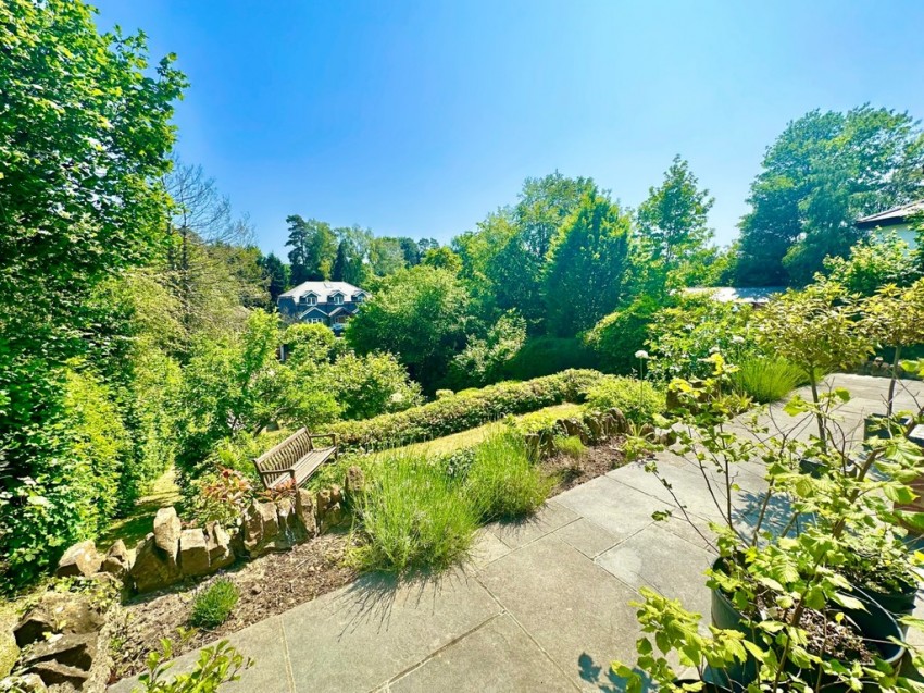 Images for Jubilee Lane, Wrecclesham, Farnham