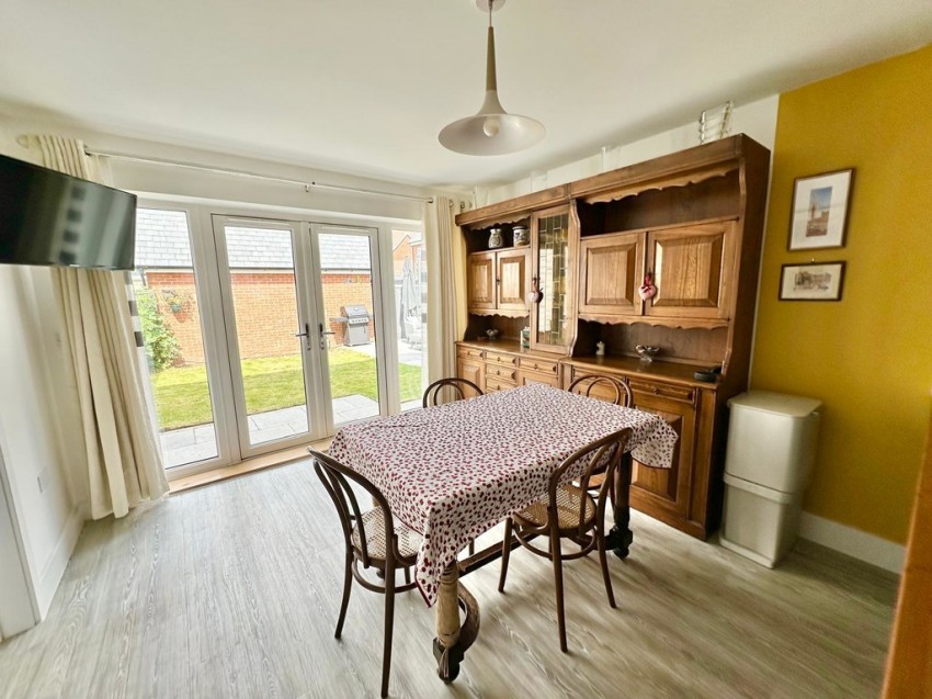 Images for Lakeview Lane