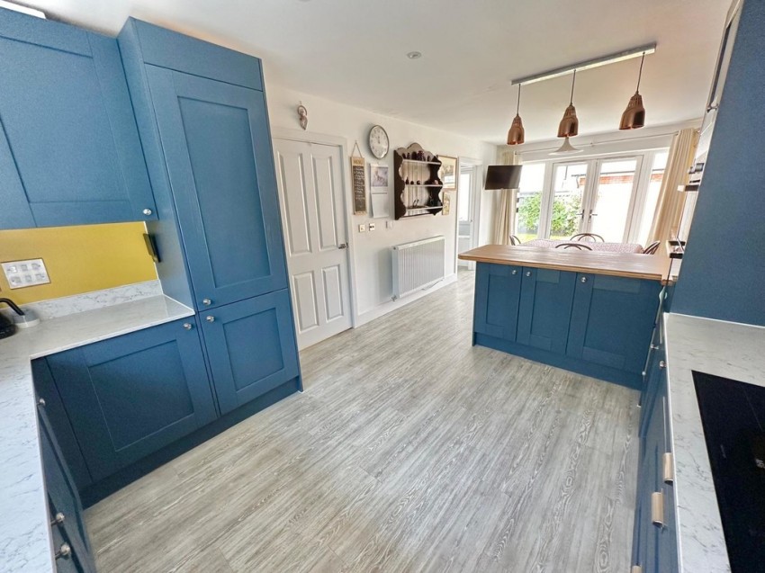 Images for Lakeview Lane