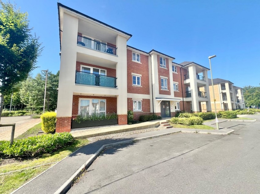 Images for Hurst Avenue, Blackwater, Camberley