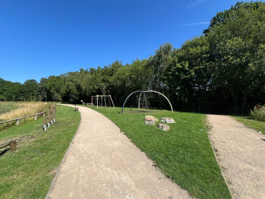 Images for Hurst Avenue, Blackwater, Camberley