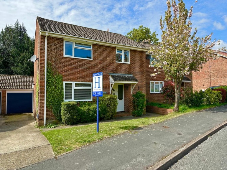 Pevensey Way, Frimley