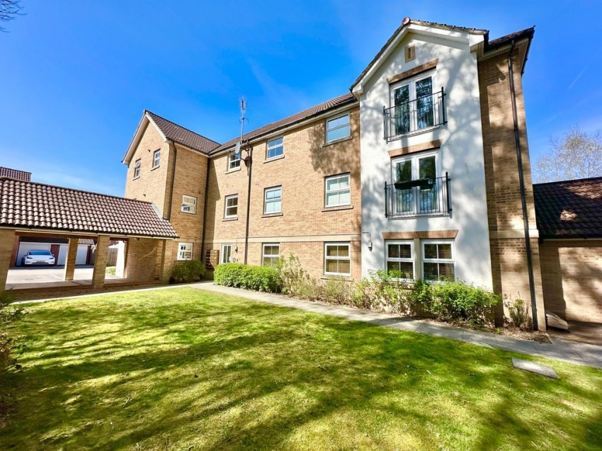 Images for Haskins Gardens, Farnborough