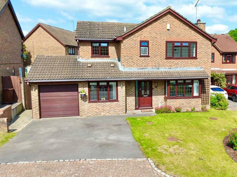 Ludlow Close, Frimley