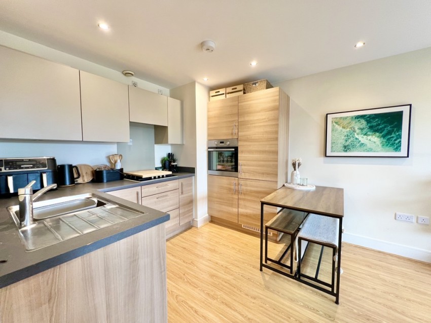 Images for Queensmead, Farnborough
