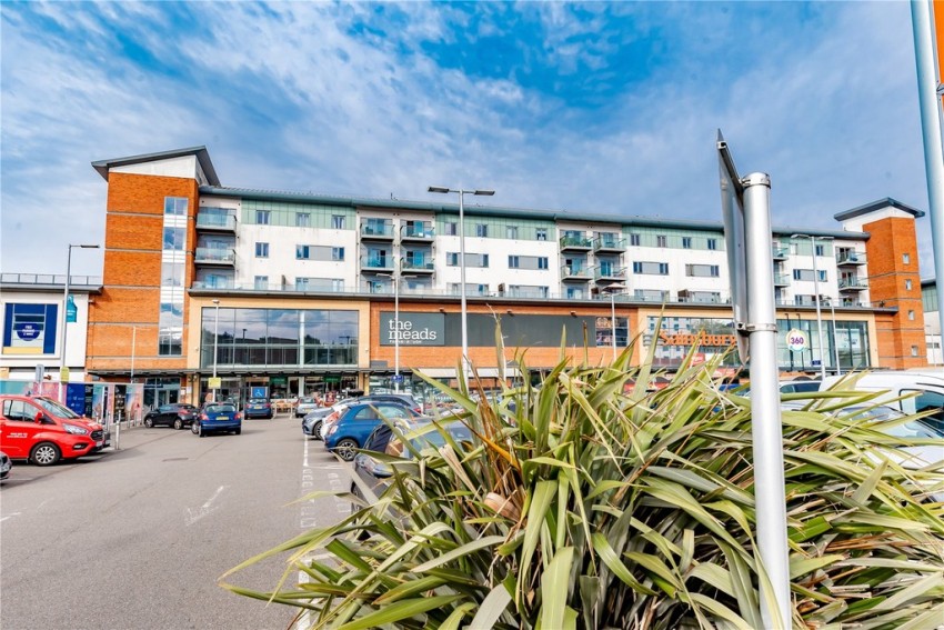 Images for Queensmead, Farnborough