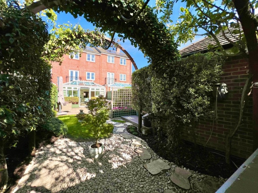 Images for Jubilee Drive, Church Crookham