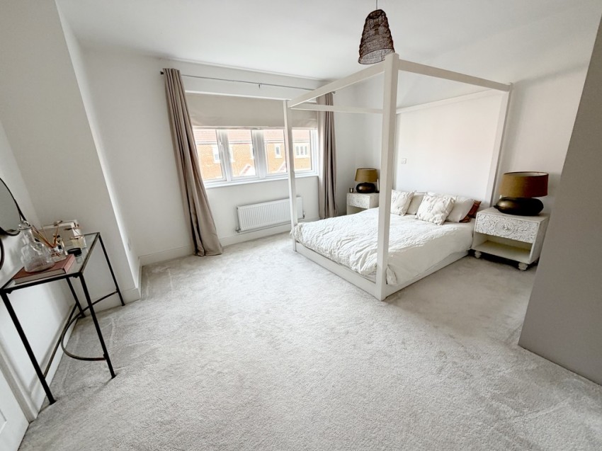 Images for Lake Avenue, Mytchett, Camberley