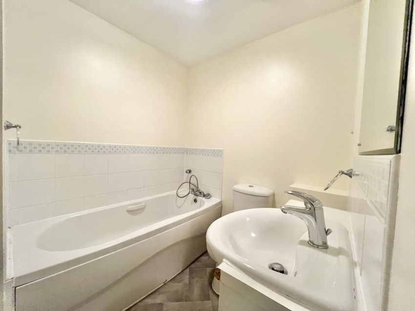 Images for Deepcut, Camberley