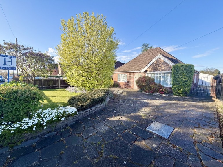 Coleford Bridge Road, Mytchett, Camberley