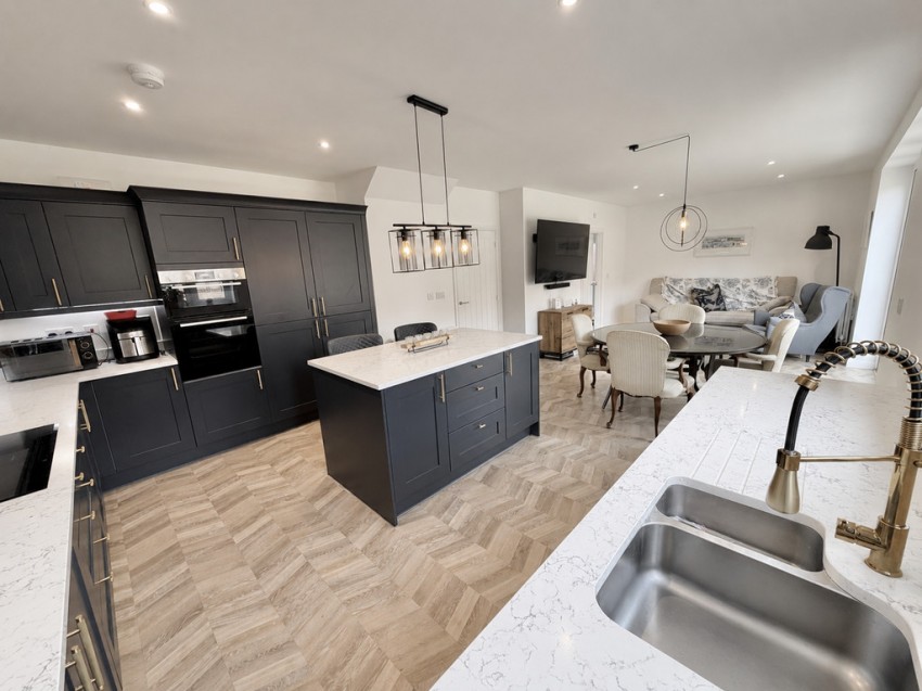 Images for Deepcut, Camberley
