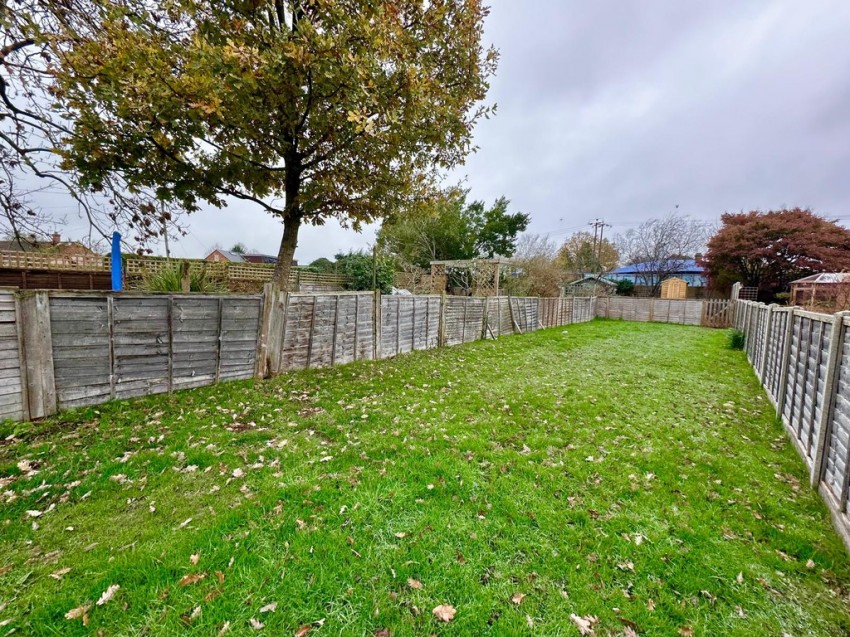 Images for Badshot Lea Road, Farnham