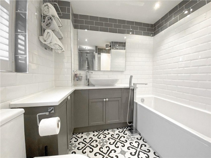 Images for Faraday Road, Farnborough