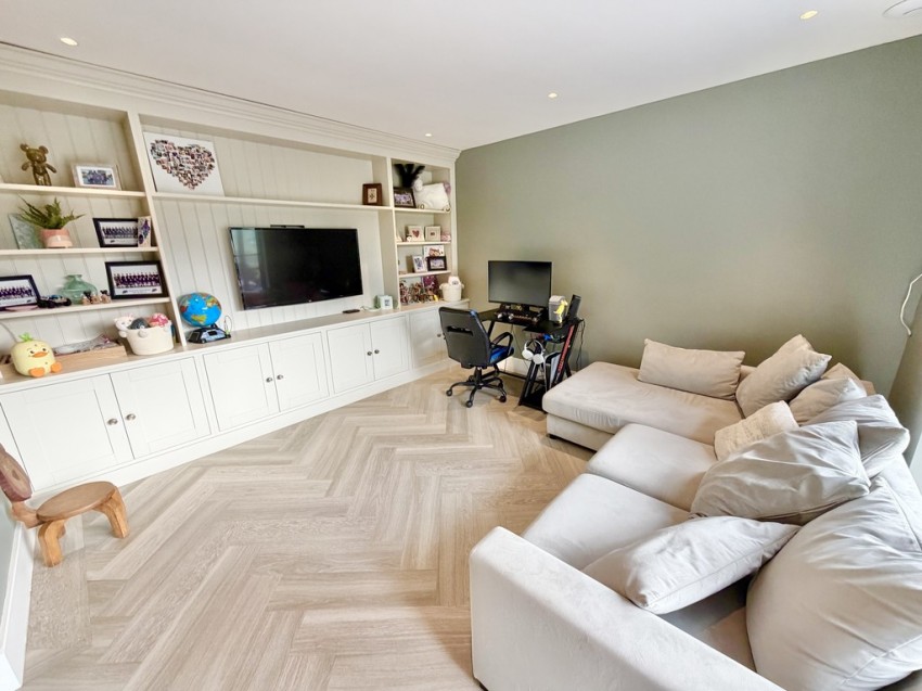 Images for Prior Croft Close, Camberley