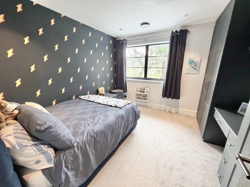 Images for Prior Croft Close, Camberley