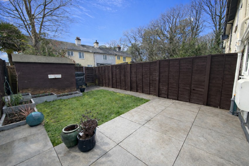 Images for Pinehurst Avenue, Farnborough