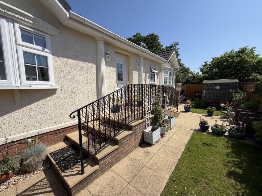 Images for Mytchett, Camberley