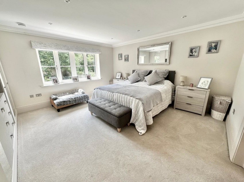Images for Pankhurst Farm, West End