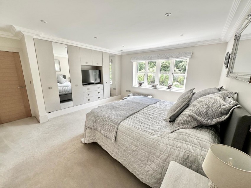 Images for Pankhurst Farm, West End