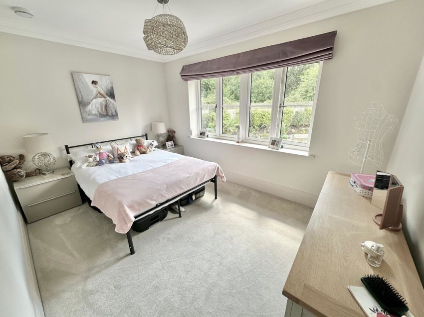 Images for Pankhurst Farm, West End